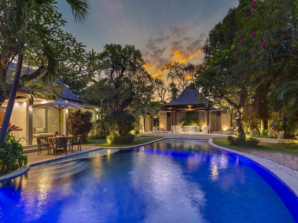 Lataliana Villas Seminyak Buitenkant foto